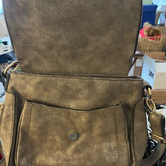 Aldo Brand Crossbody purse - Picture 3 of 4